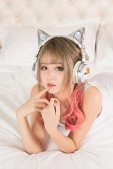 午夜免费一区二区小说
